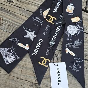 Silk Twilly- Reversible